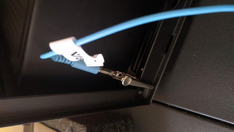 How To Build A PC For Beginners - Step By Step Guide 3 AntiStatic-ground