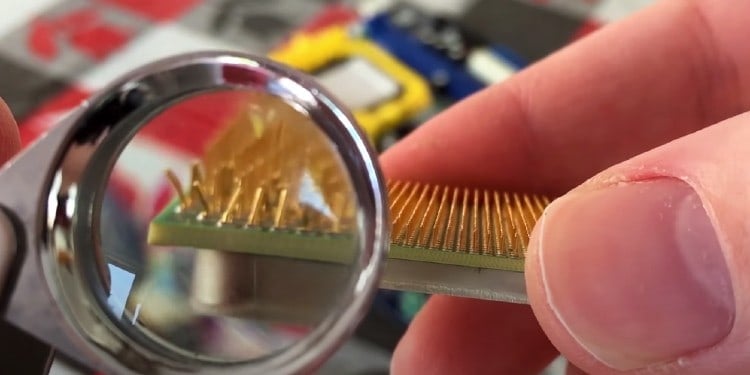 Checking cpu bent pins with a magnifying glass