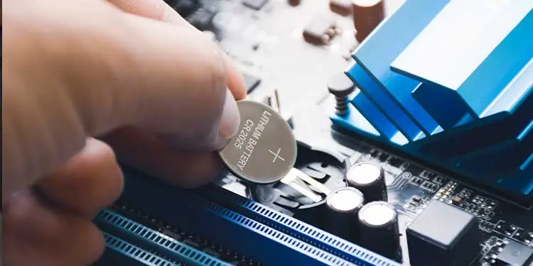 Remove-CMOS-Battery-