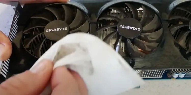cleaning graphics card