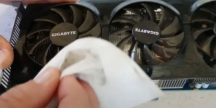 How to Change GPU Fan Speed 6 cleaning graphics card
