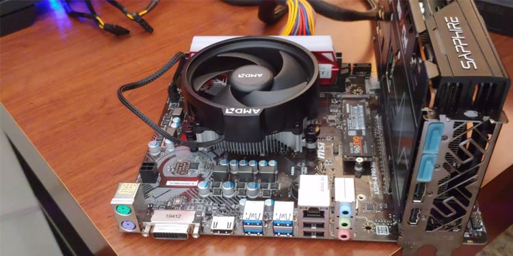 How to Test Motherboard Without a PC 1 motherboard on nonconductive surface