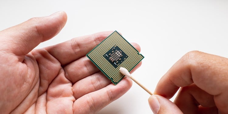 how to clean a cpu