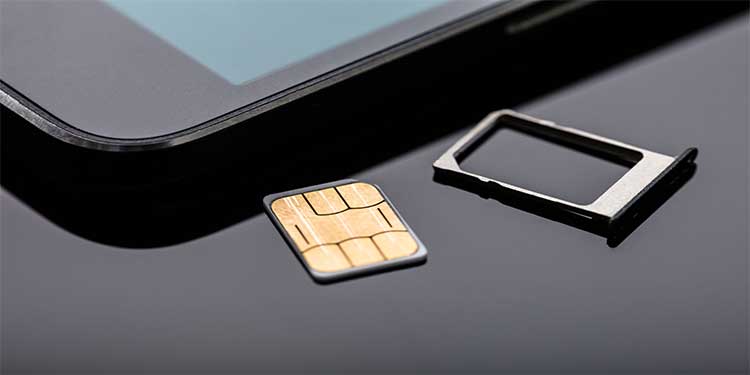 iPhone Stuck on Boot Loop or Apple Logo? Try these Proven Fixes 1 reinsertion-sim-card