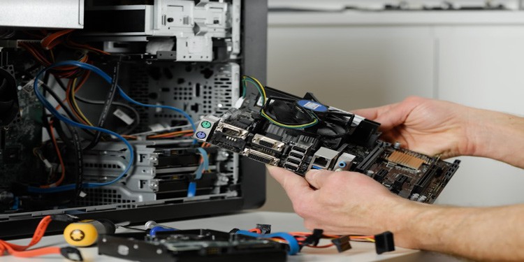 Why is My GPU Usage So Low? Here’s How to Fix It 5 reseat the graphic card