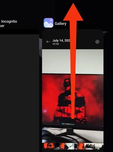 Swipe-up-the-media-player-to-force-close-it