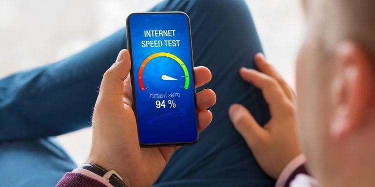 iPhone Keeps Disconnecting From Wi-Fi? Here’s how to Fix it 1 checking internet connection