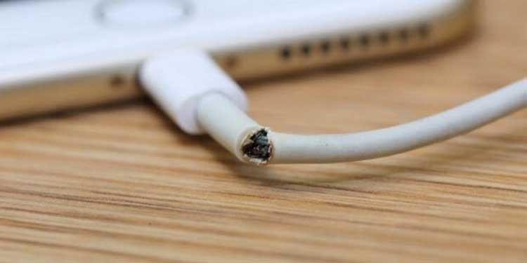 damaged-charging-cable