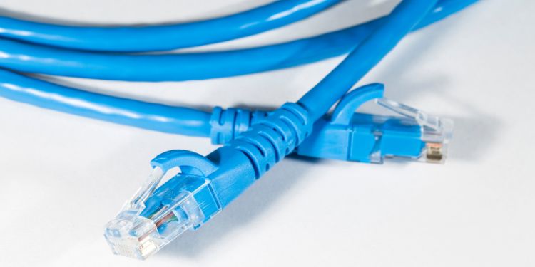 What is the Fastest Way to Transfer Large Files on Windows? 2 ethernet cable
