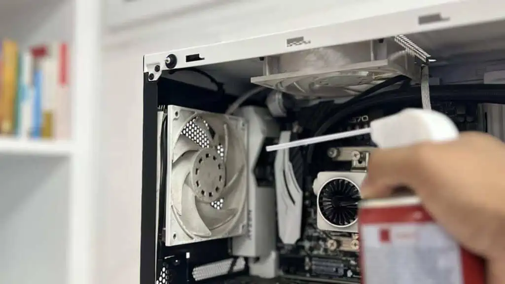 How to Clean PC Fans?