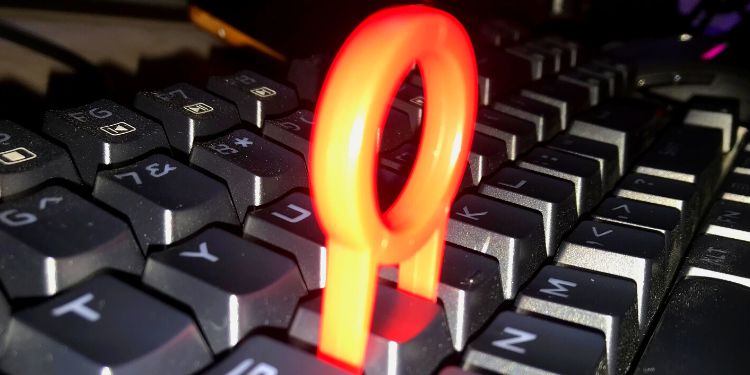 place-keycap-puller