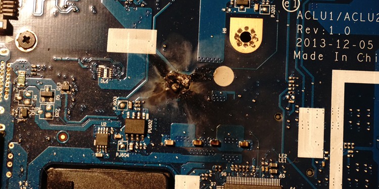 damaged-llaptop-motherboard