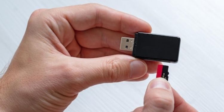 insert sd card in card reader