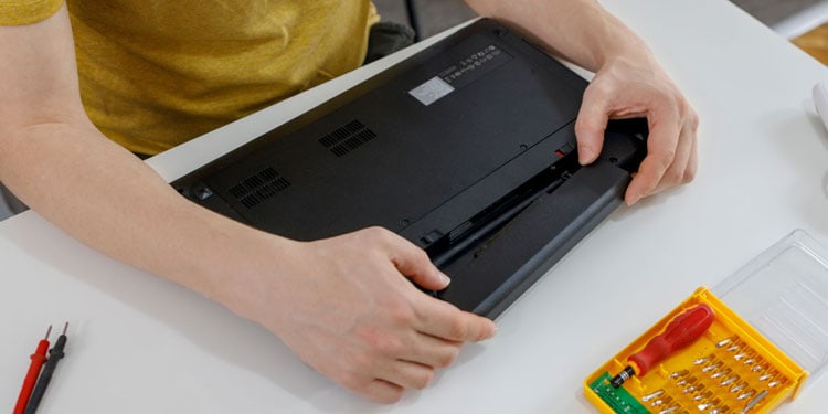 Top 10+ how to clean laptop fan with compressed air 7 How to Clean Laptop Fan and Vents