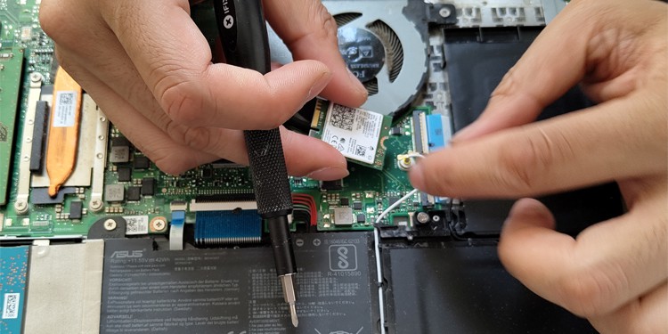 How To Clean Laptop Fan And Vents - 83