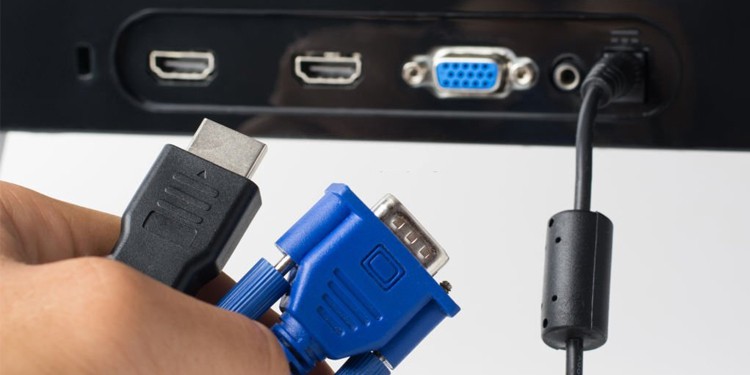 unplug-cable-of-monitor