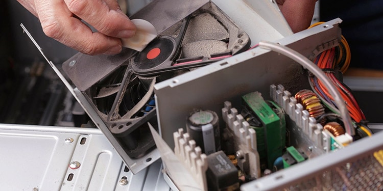 how-to-clean-power-supply