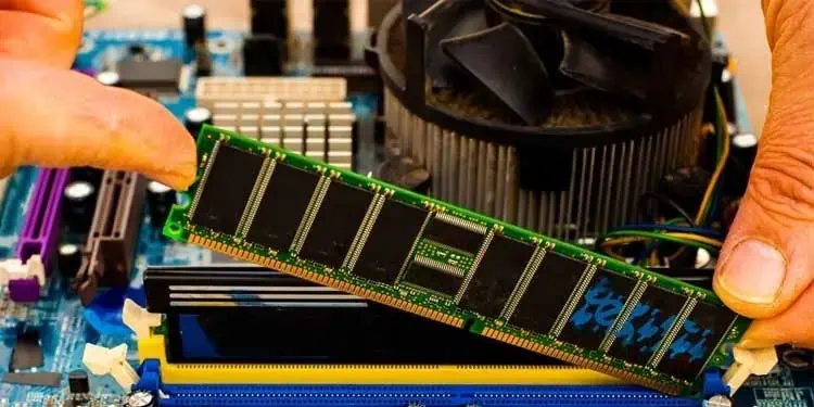 11 Ways to Fix Black Screen on HP Laptop 56 place-back-the-ram-stick