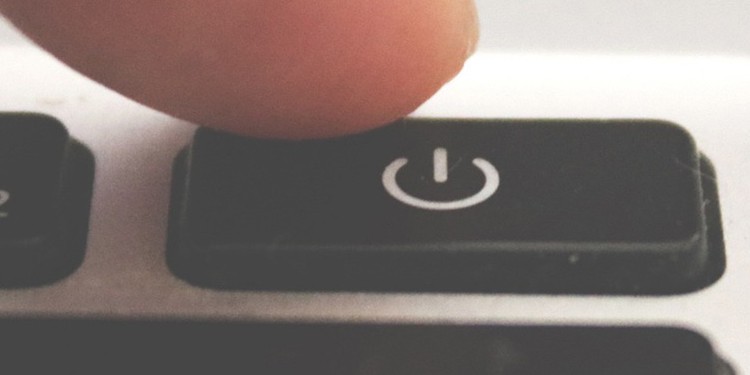 WiFi Not Turning On in Windows? How to Fix it 4 power cycle laptop