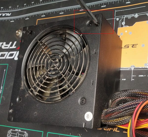 unscrew-psu