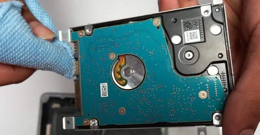 clean-hdd-pins-min