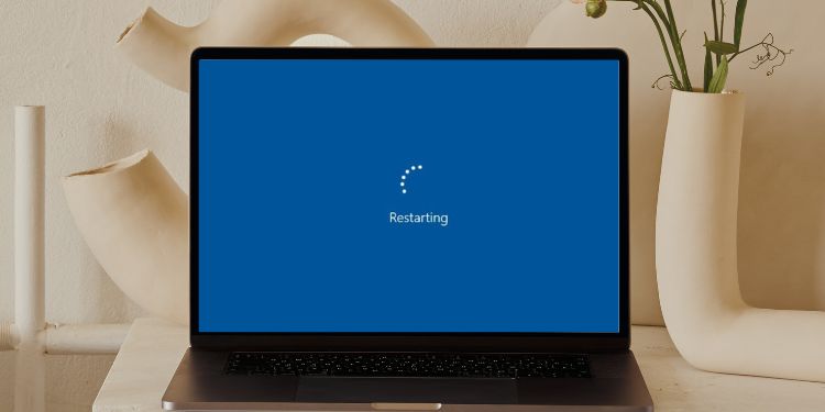 computer turns off and on repeatedly