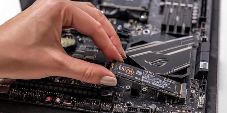 how to install a second ssd