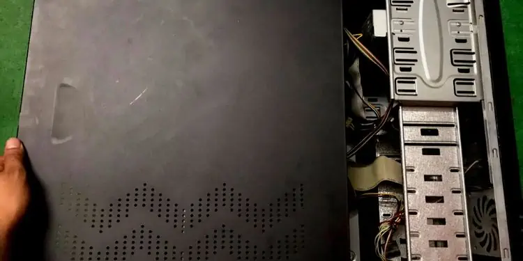 removing-pc-case