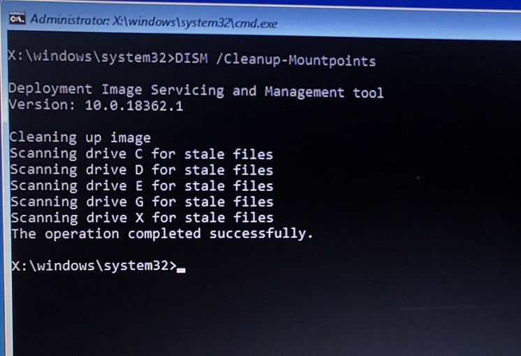run dism in windows re