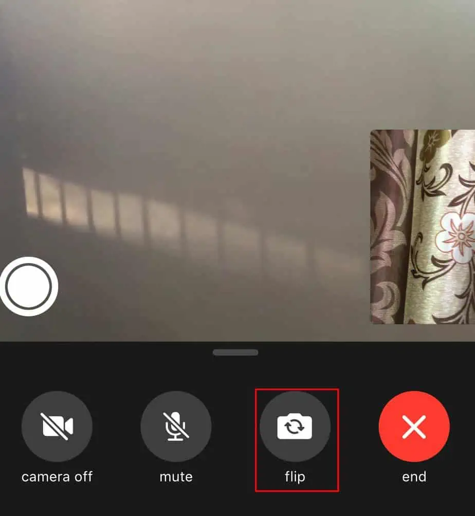 Click-on-the-flip-icon-in-FaceTime