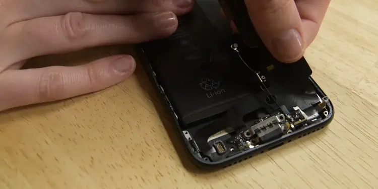 How to Fix a Loose iPhone Charging Port 34 Replace-with-new-lightning-charging-port