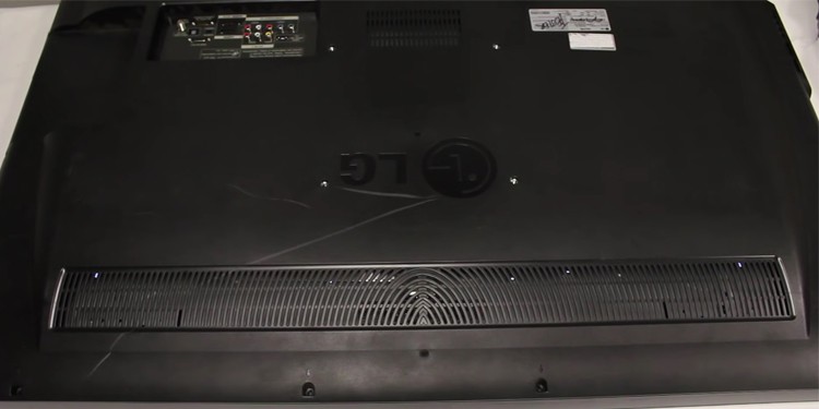face-rear-panel-of-tv-towards-you