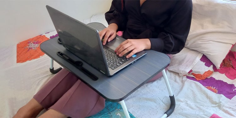 How To Safely Use Laptop On Bed Without Overheating It - 88
