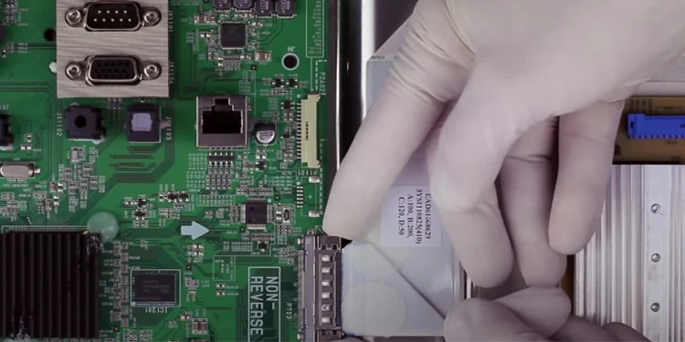 plug-lvds-cable-to-main-board