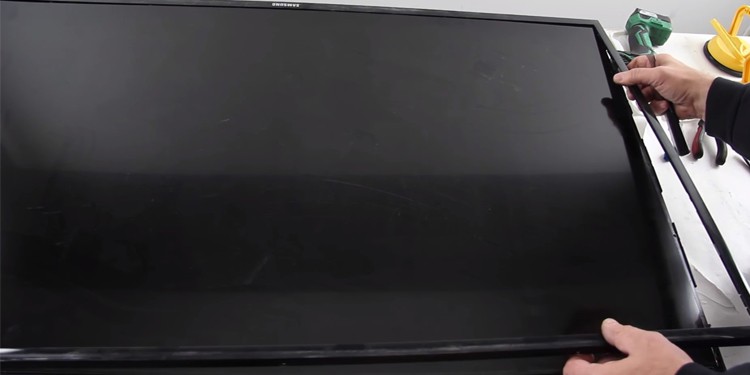 remove-bezels-of-tv