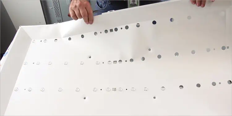 remove-the-reflector-sheet