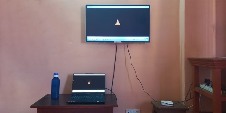 How To Safely Use Laptop On Bed Without Overheating It - 10