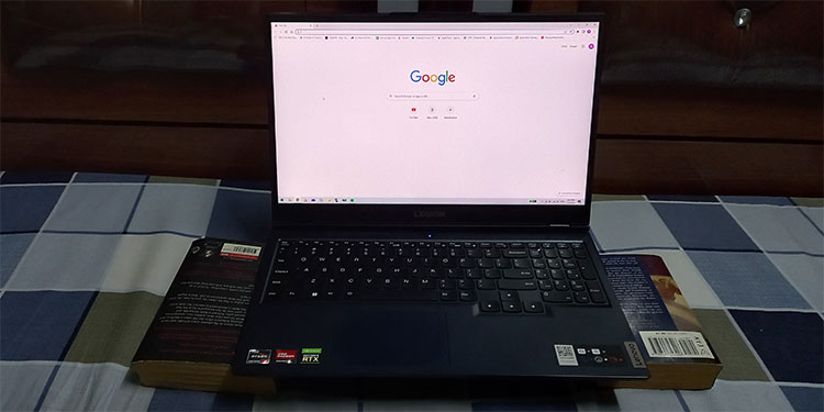 How To Safely Use Laptop On Bed Without Overheating It - 98