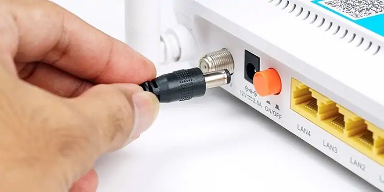 How to Fix “No Route” Error on Discord 1 Power-Cycle-Router