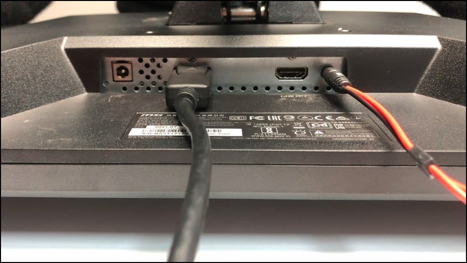 disconnect monitor cables