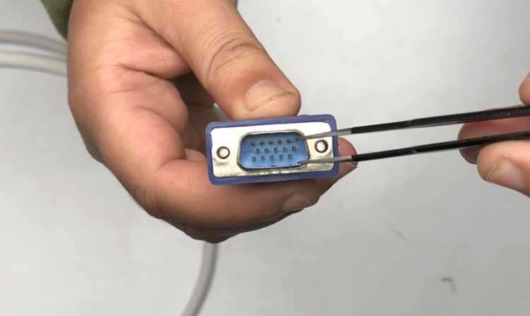 realign vga pins
