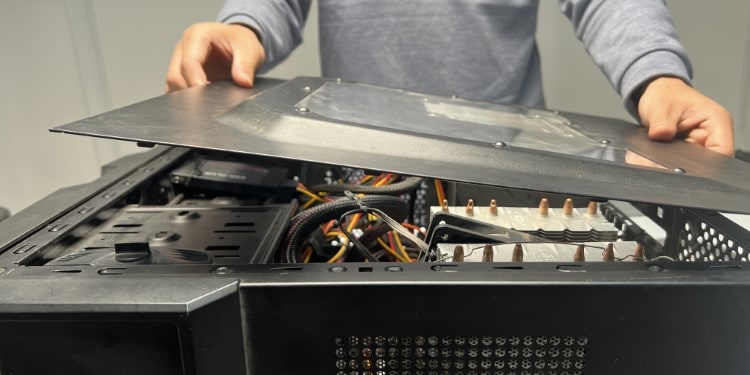 Removing the Case panel
