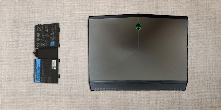 Alienware Laptop Won't Turn on? Here Are Some Possible Fixes 3 Alienware Battery
