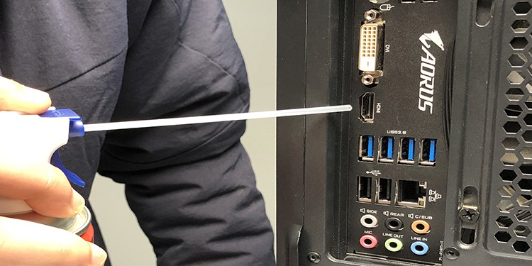 HDMI Cable Not Working? Here's how to Fix it 5 Clean the HDMI port