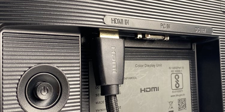connect HDMI to monitor using adapter