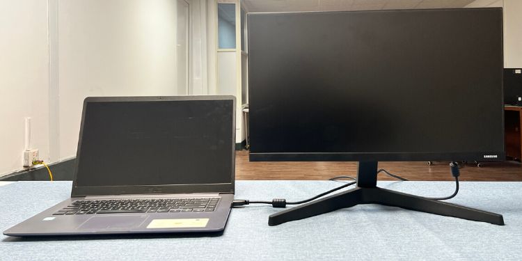 Display Not Working on Laptop? 9 Ways to Fix It 3 connect to an external monitor to check issues