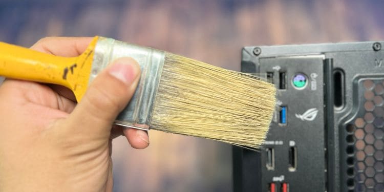 How to Clean USB Port on PC (Comprehensive Guide) 9 do not use large-sized brush with hard bristles