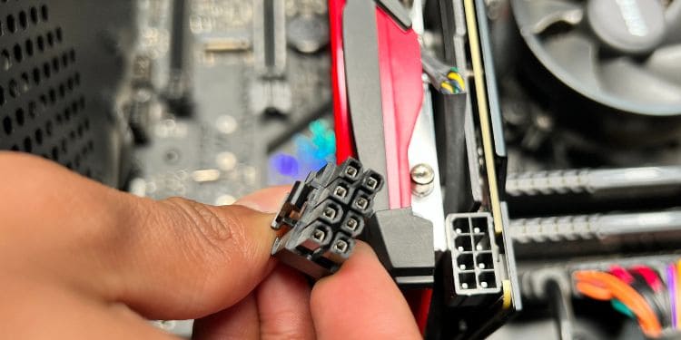 How to Connect GPU to PSU (Step-By-Step Guide) 5 pcie cable alignment