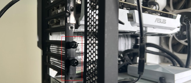 pcie-slot-covers-on-back-panel