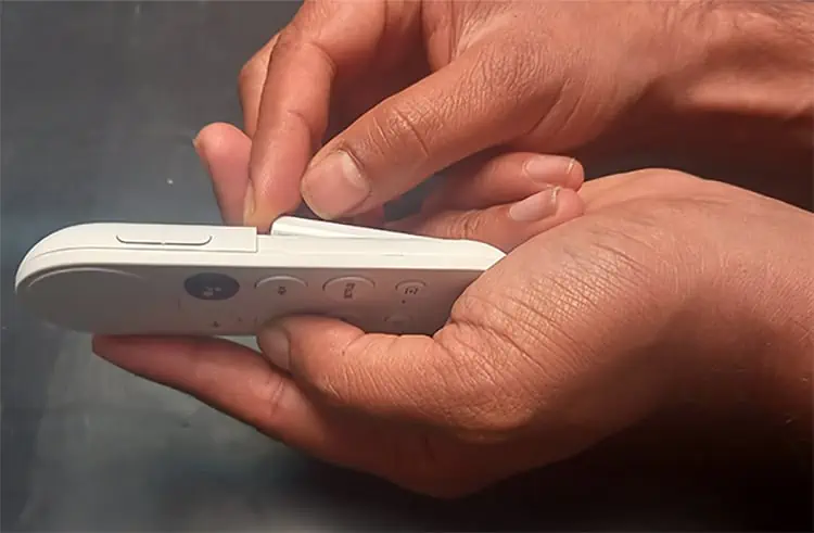 Chromecast Remote Not Working? Here’s How to Fix it 13 press-and-hold-the-Home-button